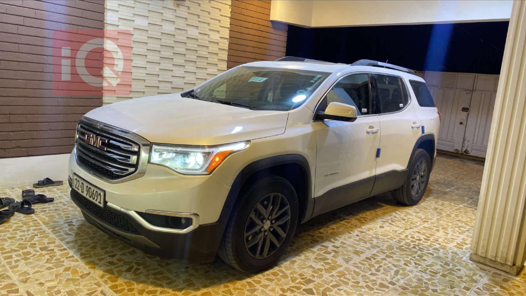 GMC Acadia